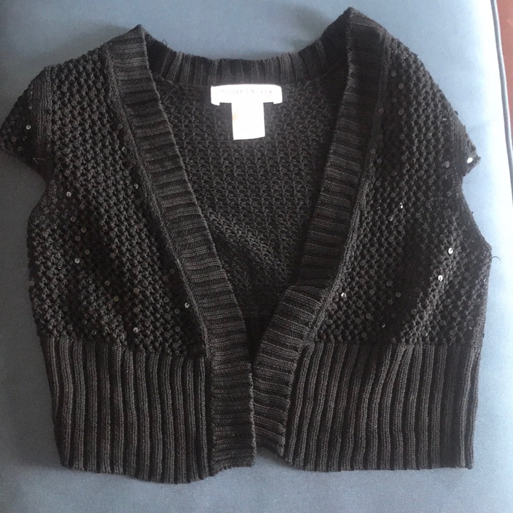 Black White House black market shrug